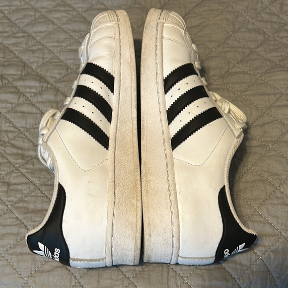 Adidas Superstar Shoes - US Women 7 - Picture 7 of 10